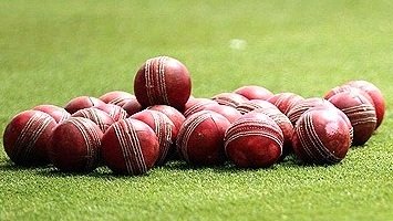 Cricket-Balls-Small
